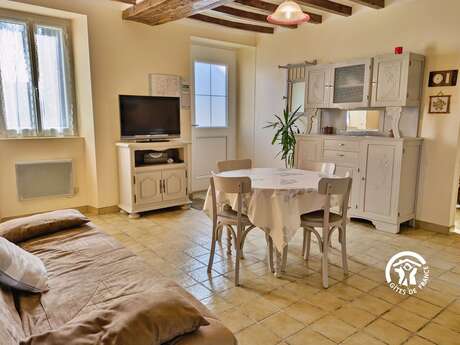 LE BAS BOURG, 2 PERSONNES