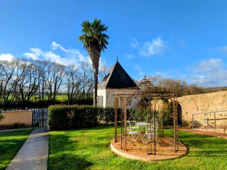 Le Pavillon au bord de Sarthe