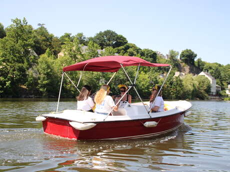 Bateau électrique (SCOOP) - halte Fluviale