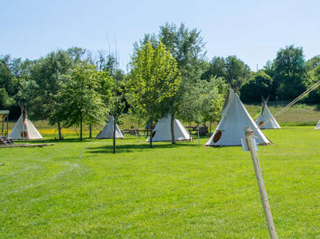 UNUSUAL ACCOMMODATION LES TIPIS DU BONHEUR DE VIVRE