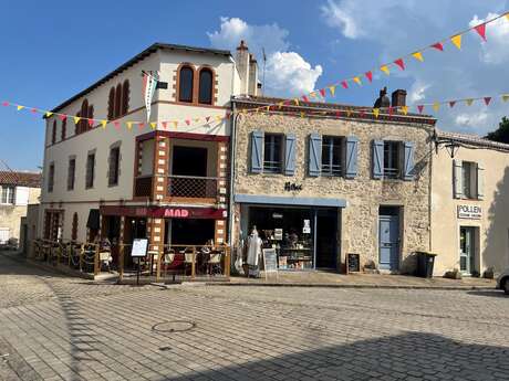 MAD, bar à vins et pizzeria