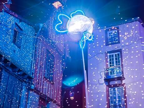 VISITE GUIDÉE DES LUMIÈRES ET SON VIN CHAUD