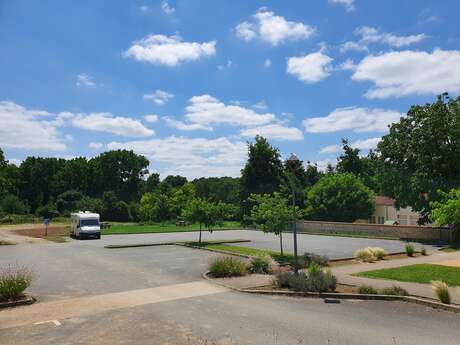 AIRE DE CAMPING-CAR DE MOUZEUIL-SAINT-MARTIN