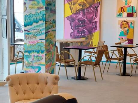 ACTIVITÉS D'ARTS PLASTIQUES