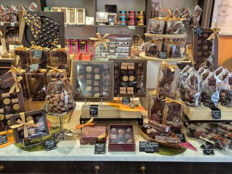 LES CHOCOLATS YVES THURIES