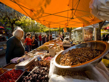Marché gourmand à Payrac
