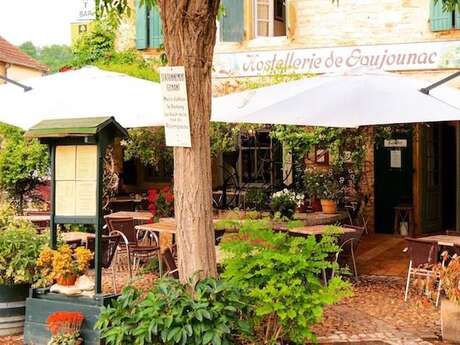 Hôtel Restaurant - Hostellerie de Goujounac