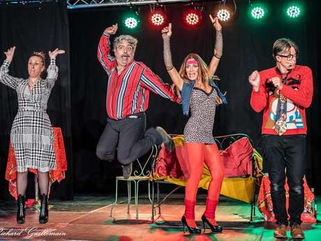 Café Théâtre Côté Rocher  "Sous le sapin les emmerdes"