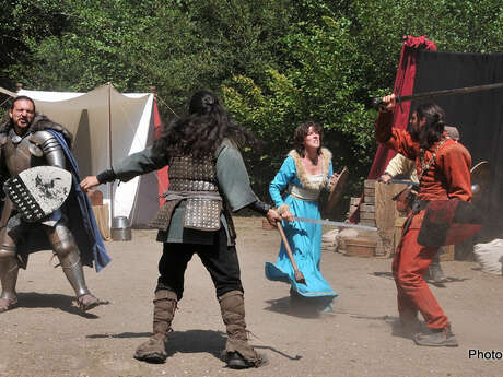 Tours de Merle : spectacle " Pagaille médiévale "