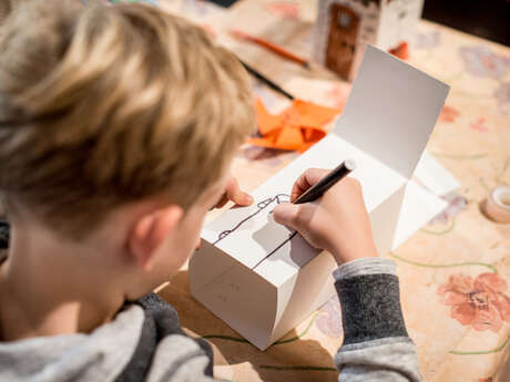 Pays d'Art et d'Histoire : Atelier - Reliure