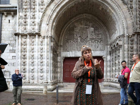 Visite guidée : Cahors, la visite contée en nocturne
