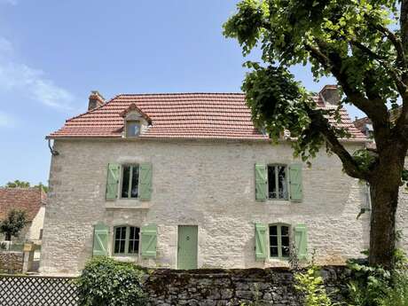 Grande maison sous les étoiles du Causse