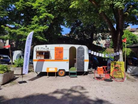 Latronquière 2040, étape à Assier, Danse collective