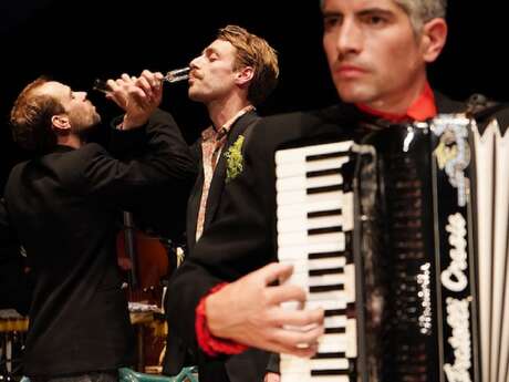 Festival de Théâtre de Figeac, "une Cérémonie", "Cazelle Café"