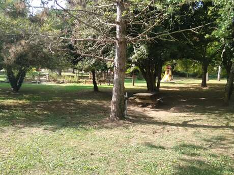 Aire de Pique-Nique de l'Arboretum