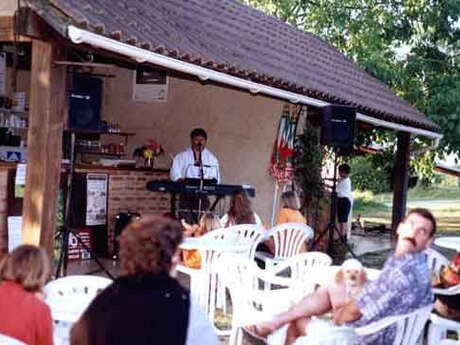 Camping à la Ferme "Chez Francis"