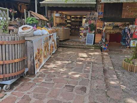 Au Local