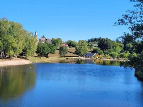 Balades secrètes en Corrèze "Autour de Saint-Mathurin"
