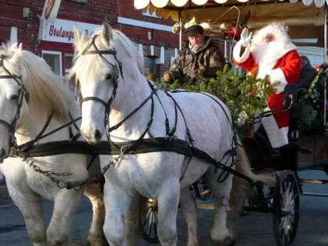 Festivités de Noël à Saint-Céré : Balade en calèche et rencontre avec Le  Père-Noël