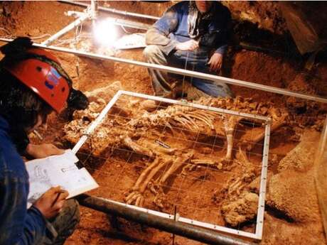 Conférence "Le Néandertal" à Creysse