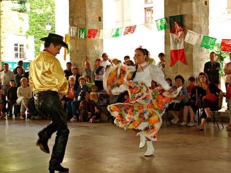 Dans le cadre du festival mexicain : initiation danses