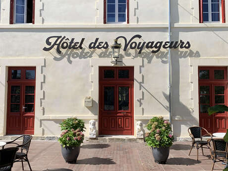 Hôtel des Voyageurs