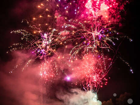 Feu d'artifice à Beaulieu-sur-Dordogne