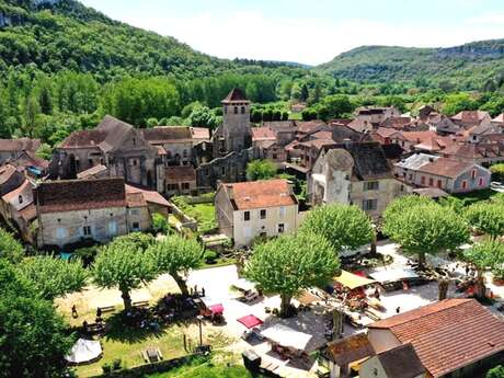 Exposition à Marcilhac-sur-Célé : « Marcilhac entre ciel et terre »