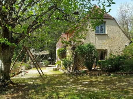 Villa authentique avec piscine au cœur du Causse