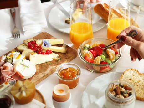 Brunch et chasse aux œufs de Pâques à la Maison Borreze