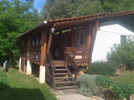 Mobil-home de la grotte de Roquedeval