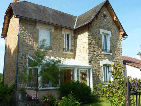 Pays d'Art et d'Histoire : Balade découverte  - Alvignac et son architecture XXe COMPLET /!\