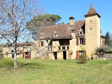 Grande maison familiale typique du Quercy, à deux pas de Sarlat, vallée de la Dordogne