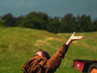 Rendez-vous des curieux - atelier de pratique théâtrale en forêt : vivant-es