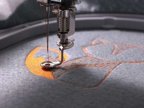 Découverte de la brodeuse