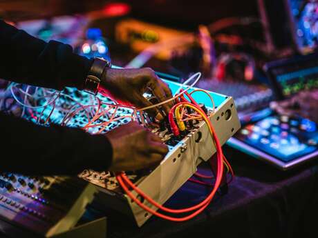 Concert Live Modular Techno – Vinciane + CMIIAW