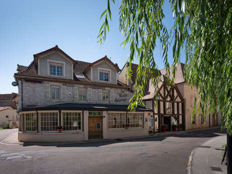 Hôtel Restaurant La Vieille Auberge