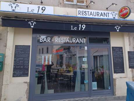 Le 19