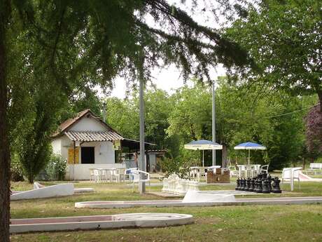 Mini-Golf bowling de Souillac