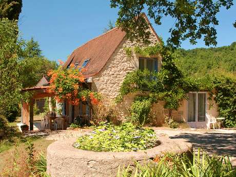 Domaine la Balme - Grand Gîte avec piscine privée