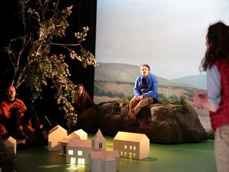 Théâtre de l'Usine : Saint-Félix, enquête sur un hameau français