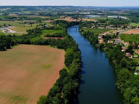 Au fil du Lot à bicyclette