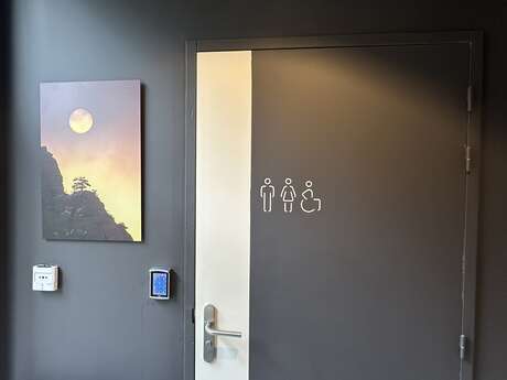 WC PUBLIC MAISON DE TOURISME ET DE PAYS DE GARE DE CHANAC