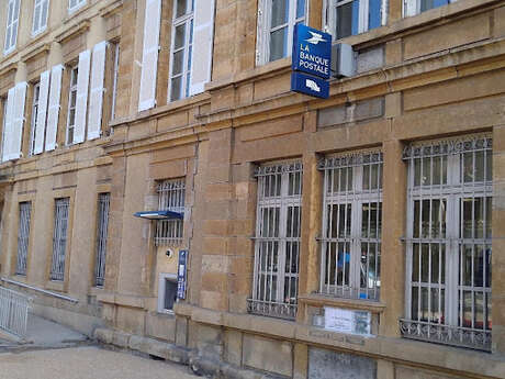 LA POSTE