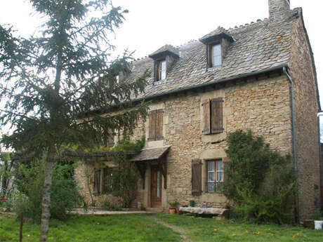 FERME AUBERGE DU MONTET