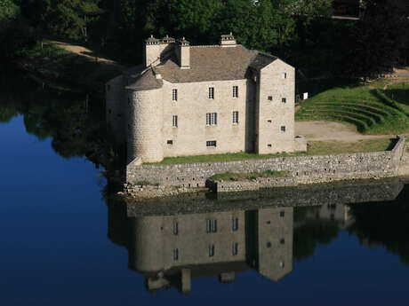 CHATEAU DE CASTANET CHATEAU DE CASTANET