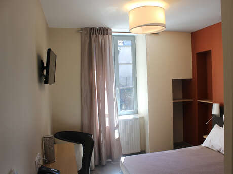 HOTEL LES REMPARTS
