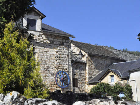 Le Mont rose (Variante restant sur le Causse)