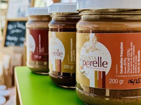OUSTA PÉRELLE