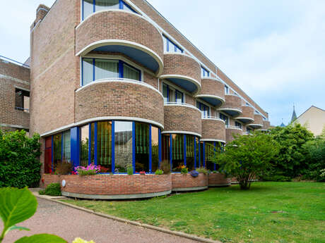 HOTEL/RESTAURANT - GRAND HÔTEL OF SOLESMES